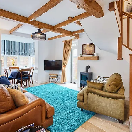 Holiday home Host & - The Snug Hunmanby